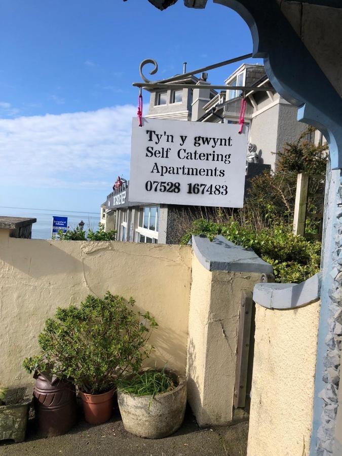 Ty'N Y Gwynt Apartment Criccieth Exterior photo